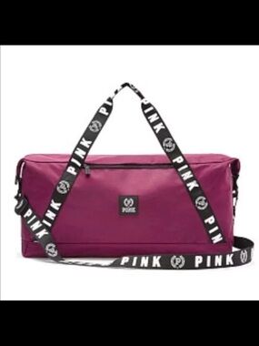 PINK WEEKENDER DUFFLE BAG RUBY BLACK BIGGEST DUFFLE PINK MAKED SUPER LARGE BAG.